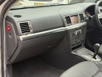 USED 2007 07 VAUXHALL VECTRA 3.0 CDTi V6 24V Elite Hatchback 5dr Diesel Automatic (192 g/km, 181 bhp) 