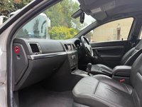 USED 2007 07 VAUXHALL VECTRA 3.0 CDTi V6 24V Elite Hatchback 5dr Diesel Automatic (192 g/km, 181 bhp) 
