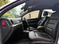 USED 2007 07 VAUXHALL VECTRA 3.0 CDTi V6 24V Elite Hatchback 5dr Diesel Automatic (192 g/km, 181 bhp) 