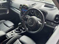 USED 2021 Y MINI COUNTRYMAN 1.5 10kWh Cooper SE Exclusive SUV 5dr Petrol Plug-in Hybrid Auto ALL4 Euro 6 (s/s) (222 ps) Comfort Plus Pk | Driving Assist ++