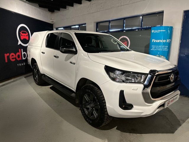2022 TOYOTA HILUX - Photo 2