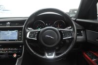 USED 2017 66 JAGUAR XF 2.0d R-Sport Saloon 4dr Diesel Auto AWD Euro 6 (s/s) (180 ps) 