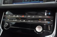 USED 2017 66 JAGUAR XF 2.0d R-Sport Saloon 4dr Diesel Auto AWD Euro 6 (s/s) (180 ps) 