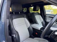 USED 2024 24 LAND ROVER RANGE ROVER EVOQUE 1.5 P300e 11.9kWh Autobiography SUV 5dr Petrol Plug-in Hybrid Auto 4WD Euro 6 (s/s) (309 ps) HIGH SPECIFICATION,LOW MILEAGE