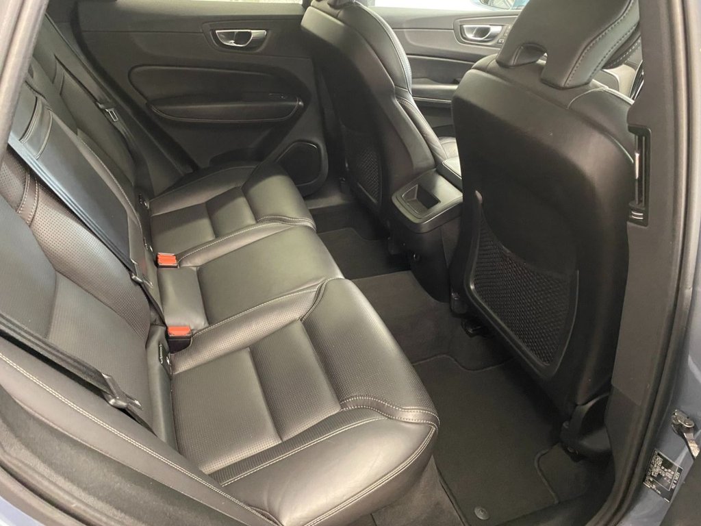 USED 2018 68 VOLVO XC60 2.0 D5 PowerPulse Inscription SUV 5dr Diesel Auto AWD Euro 6 (s/s) (235 ps) GREAT SPECIFICATION XC60