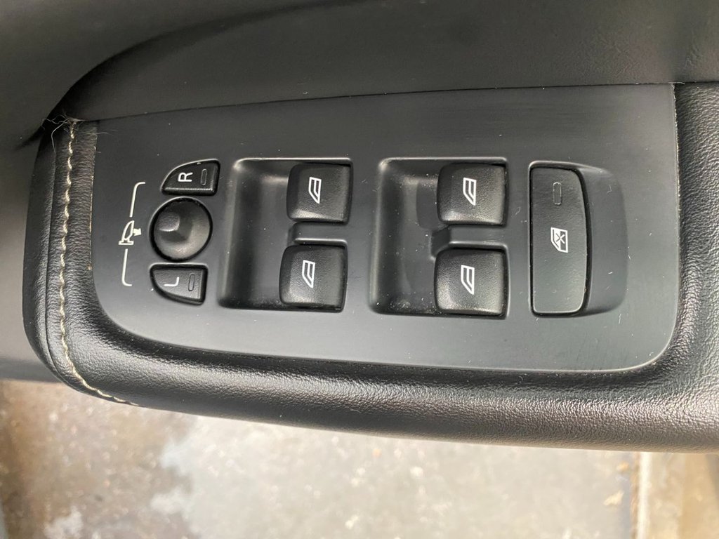 USED 2018 68 VOLVO XC60 2.0 D5 PowerPulse Inscription SUV 5dr Diesel Auto AWD Euro 6 (s/s) (235 ps) GREAT SPECIFICATION XC60