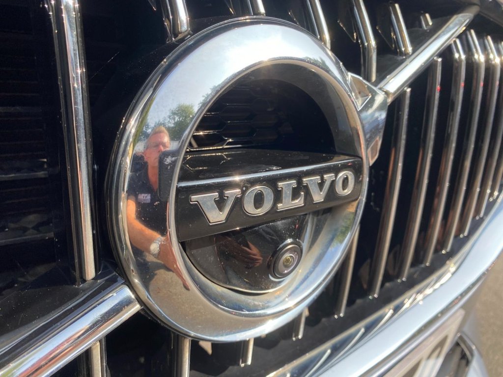 USED 2018 68 VOLVO XC60 2.0 D5 PowerPulse Inscription SUV 5dr Diesel Auto AWD Euro 6 (s/s) (235 ps) GREAT SPECIFICATION XC60