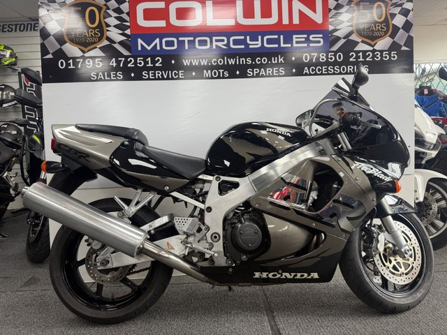 1998 S HONDA CBR900RR FIREBLADE 918cc LOW MILEAGE BLADE!!!!