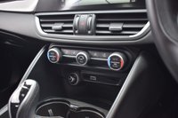 USED 2021 21 ALFA ROMEO GIULIA 2.9 V6 Bi-Turbo Quadrifoglio Saloon 4dr Petrol GPF Auto Euro 6 (s/s) (510 ps) CARBON BUCKETS / CARBON ROOF