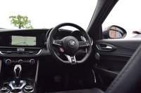 USED 2021 21 ALFA ROMEO GIULIA 2.9 V6 Bi-Turbo Quadrifoglio Saloon 4dr Petrol GPF Auto Euro 6 (s/s) (510 ps) CARBON BUCKETS / CARBON ROOF