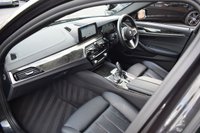 USED 2018 18 BMW 5 SERIES 3.0 530d M Sport Saloon 4dr Diesel Auto xDrive Euro 6 (s/s) (265 ps) COMFORT PACK / M SPORT PLUS