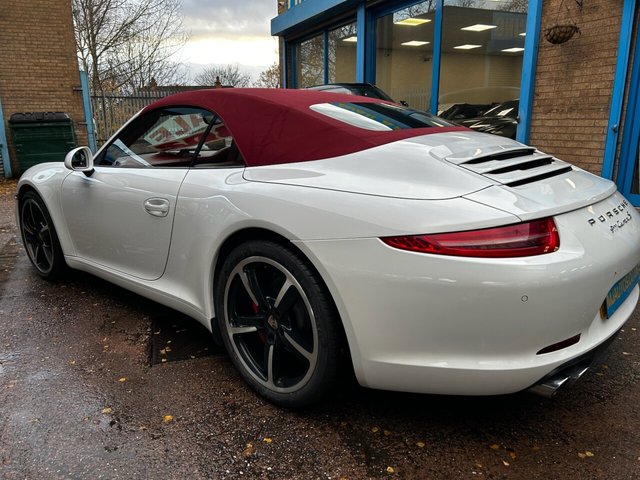 2013 Porsche 911 3L 991 Carrera S 2dr - Photo 3