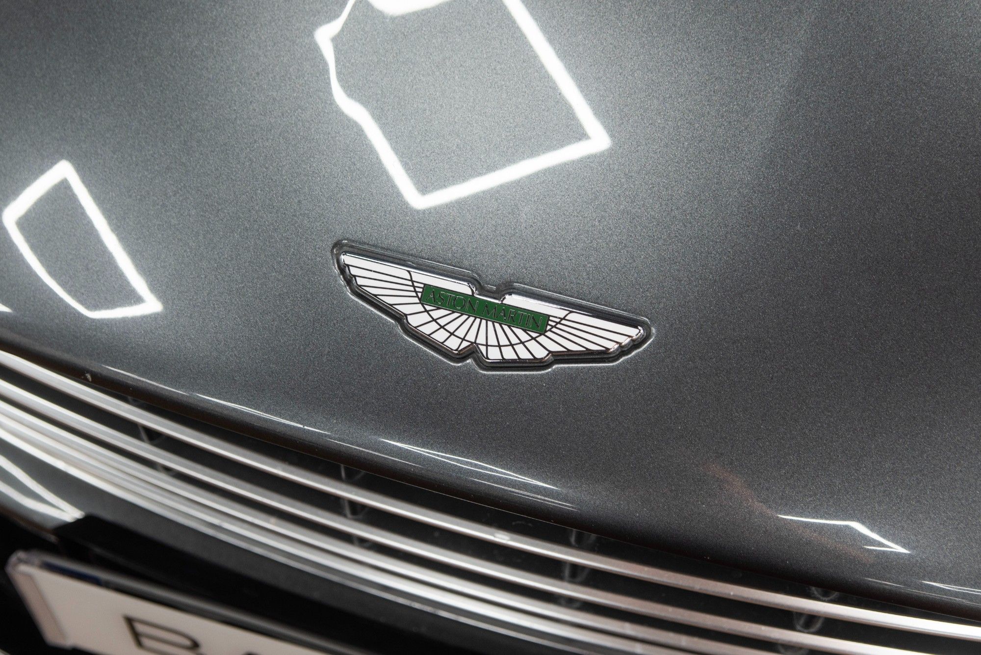 USED 2017 17 ASTON MARTIN DB11 5.2 V12 Coupe 
