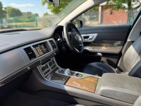USED 2015 15 JAGUAR XF 2.2d Luxury Saloon 4dr Diesel Auto Euro 5 (s/s) (163 ps) 