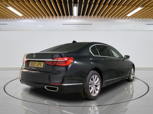 2017 BMW 7 Series - Photo 8