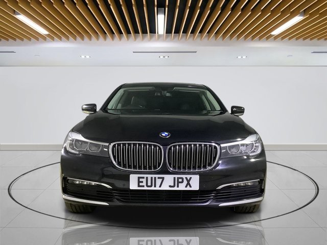 2017 BMW 7 Series - Photo 2