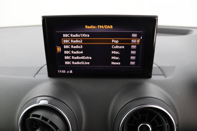 2019 Audi Q2 1L S Line 5dr - Photo 12