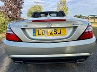USED 2011 11 MERCEDES-BENZ SLK 3.5 SLK350 BlueEfficiency AMG Sport Convertible 2dr Petrol G-Tronic+ Euro 5 (s/s) (306 ps) 