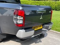 USED 2019 69 MITSUBISHI L200 2.2 DI-D DC Warrior Pickup Double Cab 4dr Diesel Auto 4WD Euro 6 (s/s) (150 ps) ** NO VAT * *  SAT NAV **  TOWBAR