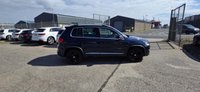 USED 2016 16 VOLKSWAGEN TIGUAN 2.0 TDI BlueMotion Tech R-Line Edition SUV 5dr Diesel DSG 4WD Euro 6 (s/s) (150 ps) 