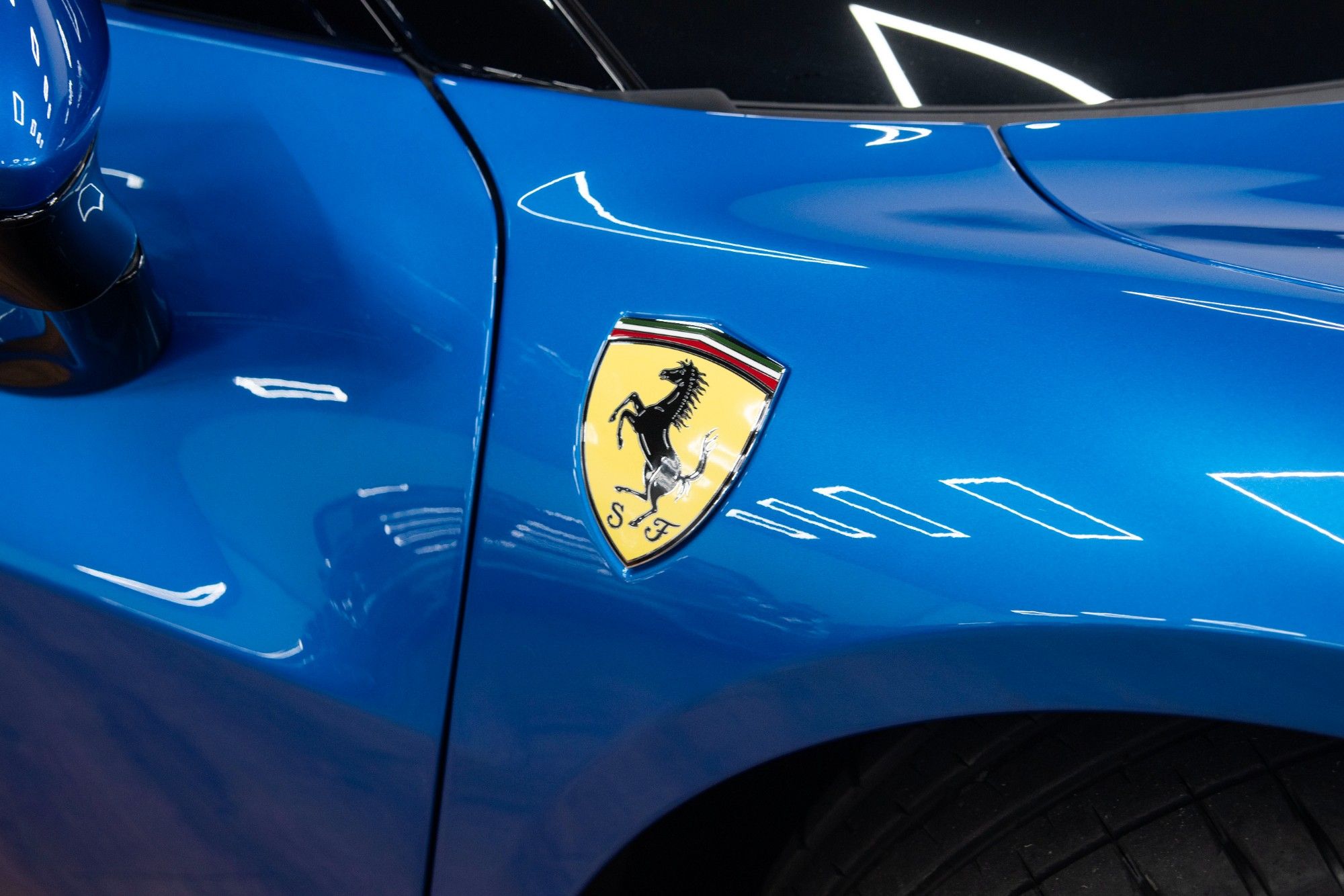 USED 2024 FERRARI 296 GTS 3.0T V6 Spider  