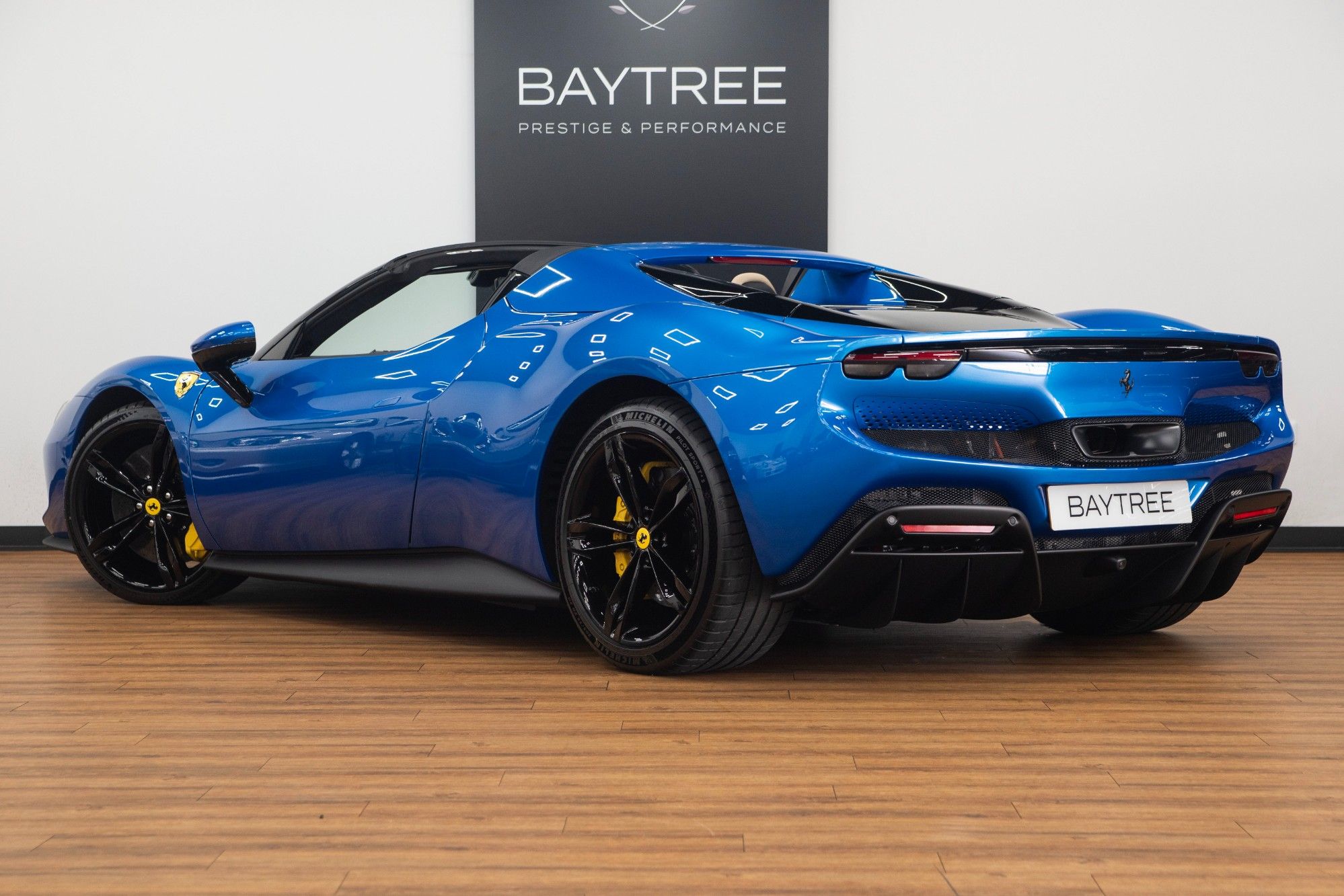 USED 2024 FERRARI 296 GTS 3.0T V6 Spider  