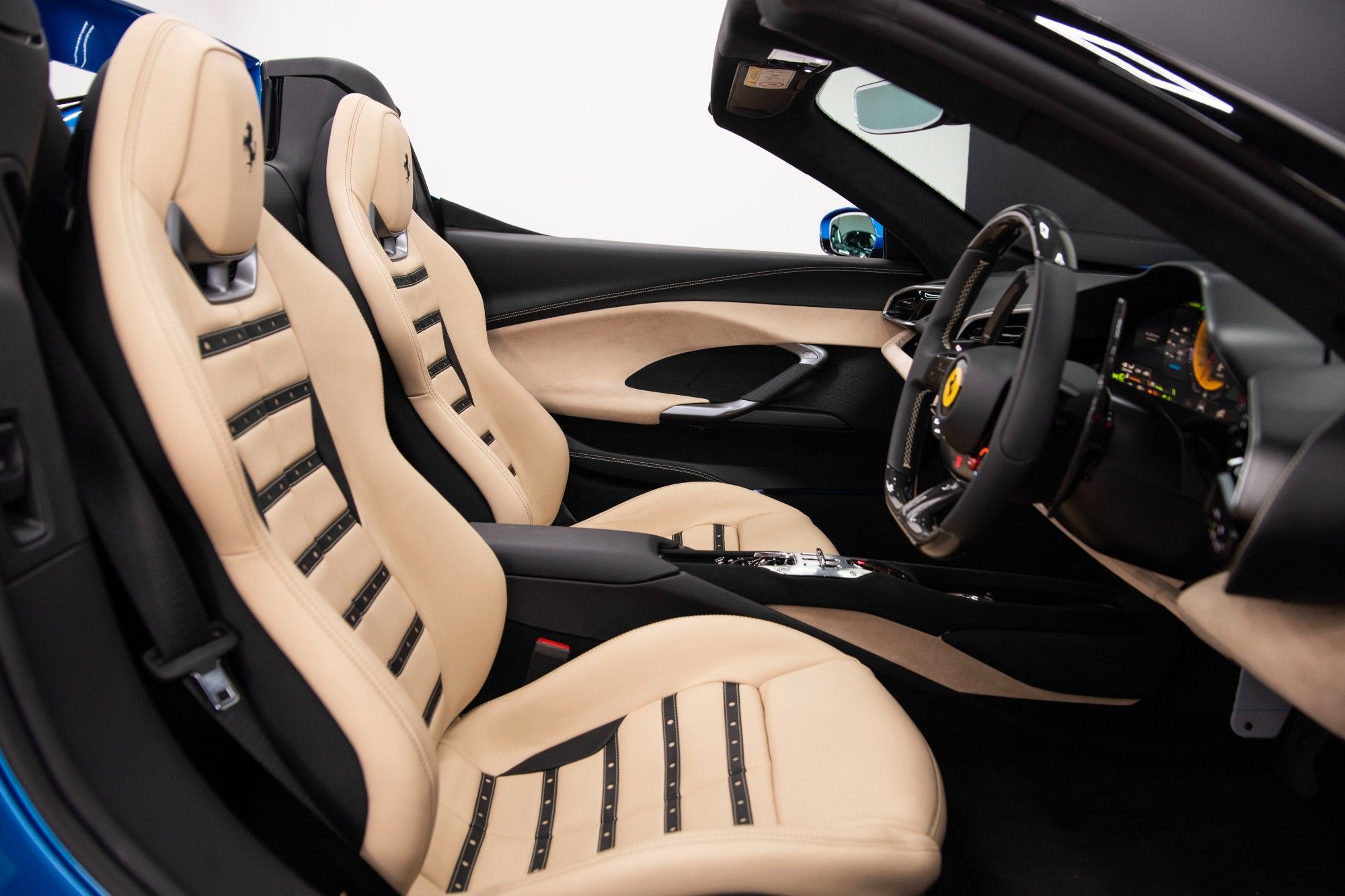 USED 2024 FERRARI 296 GTS 3.0T V6 Spider  