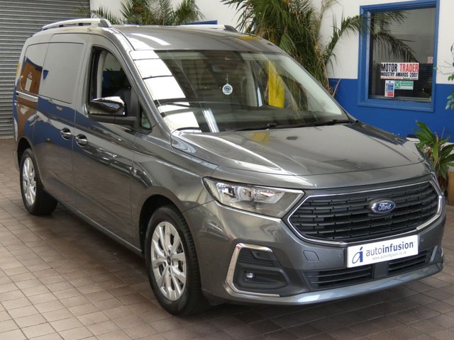 2022 72 Ford Grand Tourneo Connect 2.0 EcoBlue Titanium MPV 5dr Diesel DCT Euro 6 (s/s) (122 ps)