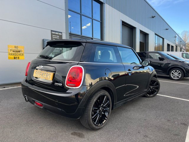 2017 MINI HATCH 1.5 Cooper Hatchback 3dr Petrol Auto Euro 6 (s/s) (136 ps) - Photo 6