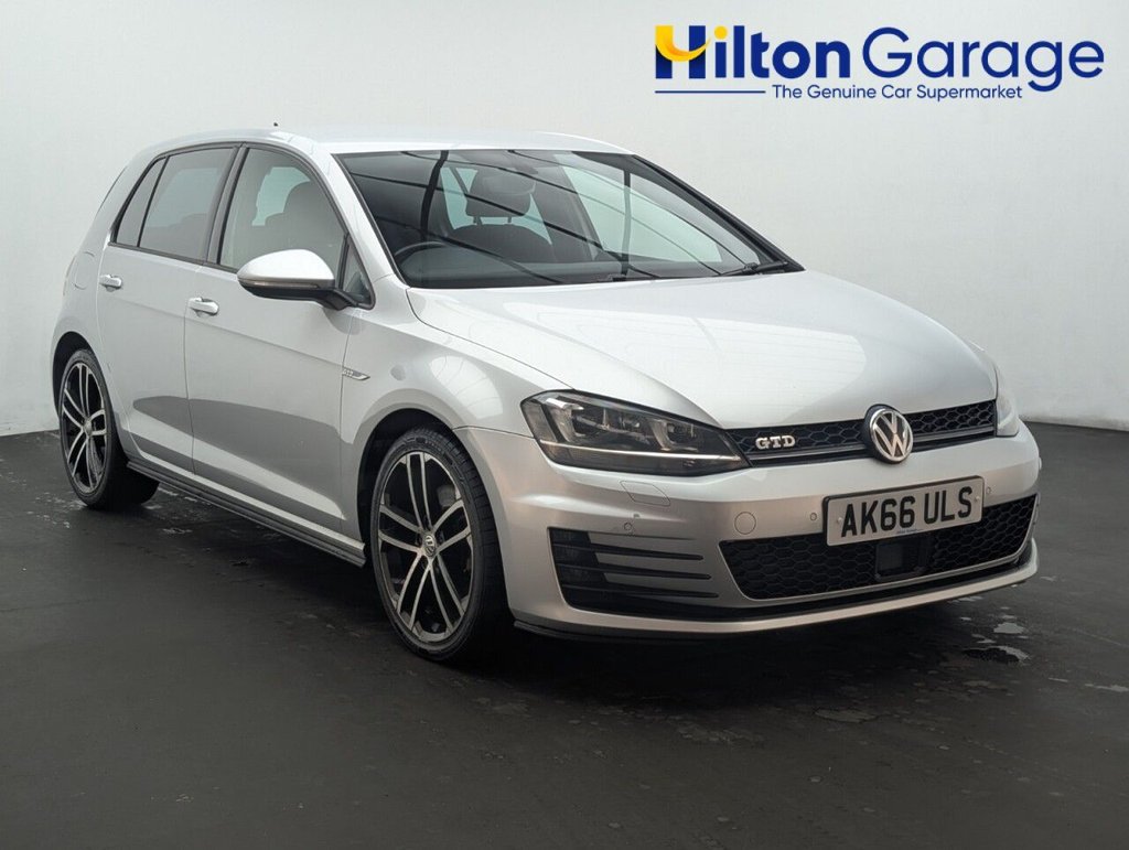 View our VOLKSWAGEN GOLF