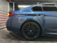 USED 2021 71 BMW 5 SERIES 3.0 530d MHT M Sport Saloon 4dr Diesel Hybrid Steptronic xDrive Euro 6 (s/s) (286 ps) Heads up| Gesture control | Carplay