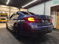 USED 2021 71 BMW 5 SERIES 3.0 530d MHT M Sport Saloon 4dr Diesel Hybrid Steptronic xDrive Euro 6 (s/s) (286 ps) Heads up| Gesture control | Carplay