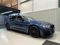 USED 2021 71 BMW 5 SERIES 3.0 530d MHT M Sport Saloon 4dr Diesel Hybrid Steptronic xDrive Euro 6 (s/s) (286 ps) Heads up| Gesture control | Carplay