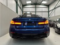 USED 2021 71 BMW 5 SERIES 3.0 530d MHT M Sport Saloon 4dr Diesel Hybrid Steptronic xDrive Euro 6 (s/s) (286 ps) Heads up| Gesture control | Carplay