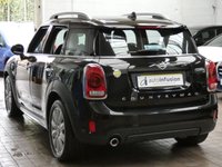 USED 2019 68 MINI COUNTRYMAN 1.5 7.6kWh GPF Cooper SE SUV 5dr Petrol Plug-in Hybrid Auto ALL4 Euro 6 (s/s) (224 ps) CHILI PACK SAT NAV PART LEATHER INTERIOR HEATED SEATS CRUISE CONTROL PARKING SENSORS 2 OWNERS SERVICE HISTORY WARRANTY