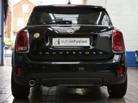 USED 2019 68 MINI COUNTRYMAN 1.5 7.6kWh GPF Cooper SE SUV 5dr Petrol Plug-in Hybrid Auto ALL4 Euro 6 (s/s) (224 ps) CHILI PACK SAT NAV PART LEATHER INTERIOR HEATED SEATS CRUISE CONTROL PARKING SENSORS 2 OWNERS SERVICE HISTORY WARRANTY