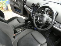 USED 2019 68 MINI COUNTRYMAN 1.5 7.6kWh GPF Cooper SE SUV 5dr Petrol Plug-in Hybrid Auto ALL4 Euro 6 (s/s) (224 ps) CHILI PACK SAT NAV PART LEATHER INTERIOR HEATED SEATS CRUISE CONTROL PARKING SENSORS 2 OWNERS SERVICE HISTORY WARRANTY