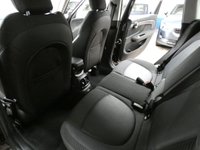 USED 2019 68 MINI COUNTRYMAN 1.5 7.6kWh GPF Cooper SE SUV 5dr Petrol Plug-in Hybrid Auto ALL4 Euro 6 (s/s) (224 ps) CHILI PACK SAT NAV PART LEATHER INTERIOR HEATED SEATS CRUISE CONTROL PARKING SENSORS 2 OWNERS SERVICE HISTORY WARRANTY