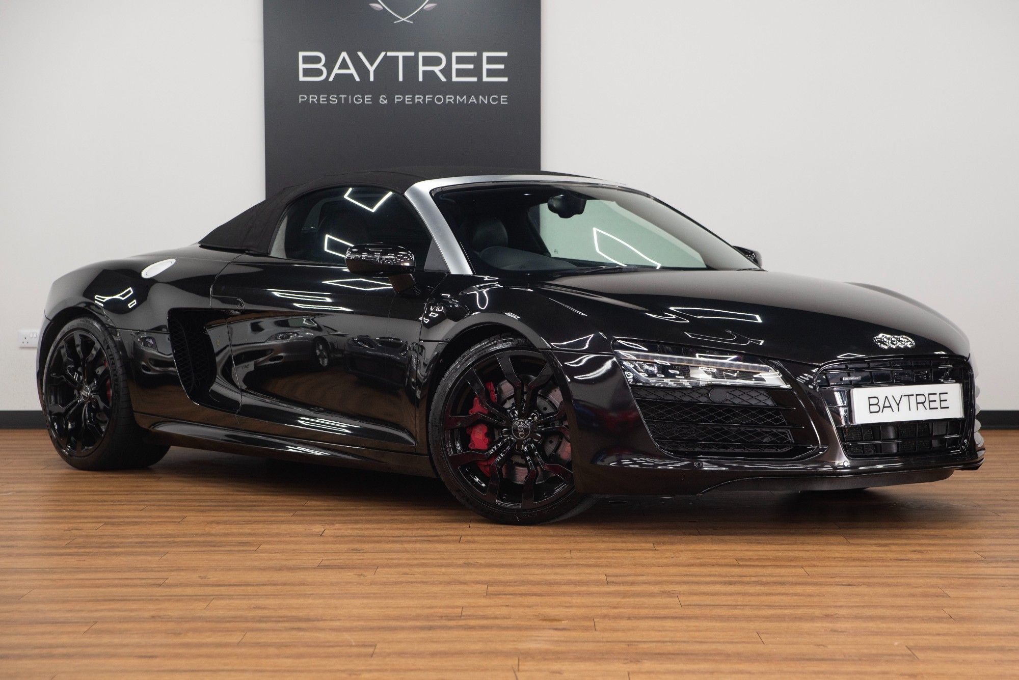 USED 2015 15 AUDI R8 5.2 FSI V10 Spyder  