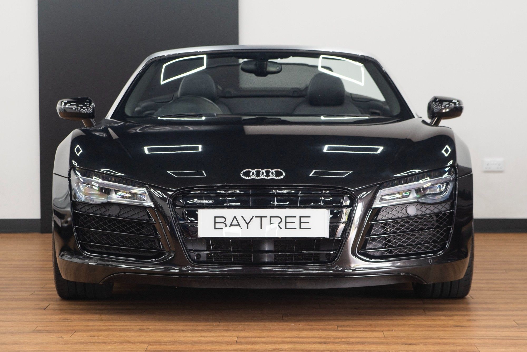 USED 2015 15 AUDI R8 5.2 FSI V10 Spyder  