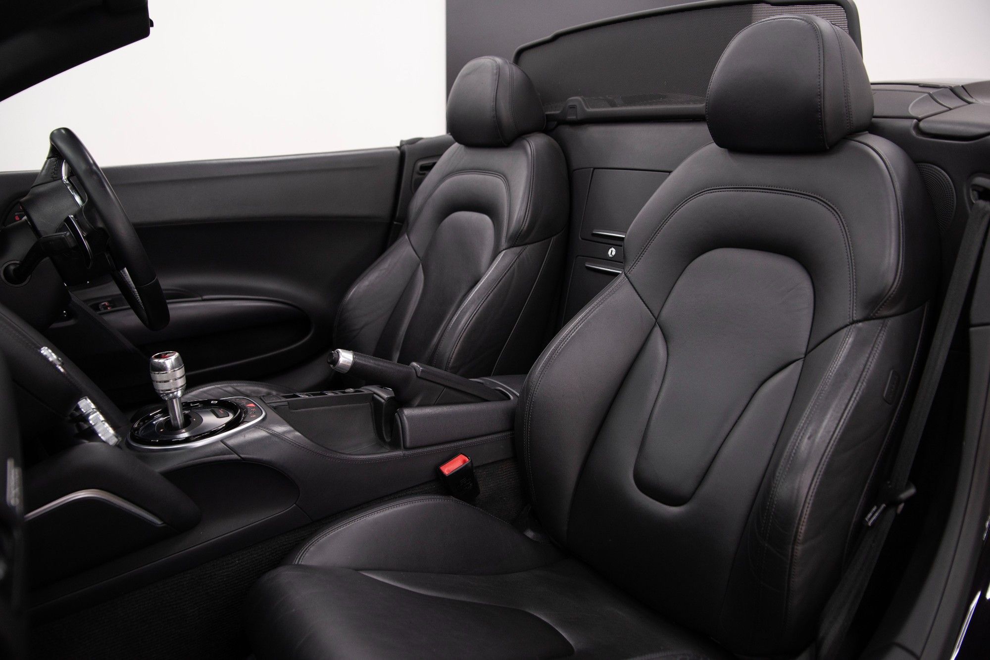 USED 2015 15 AUDI R8 5.2 FSI V10 Spyder  