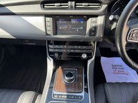 USED 2017 17 JAGUAR XF 2.0d Portfolio Saloon 4dr Diesel Auto Euro 6 (s/s) (180 ps) 2 PREV OWNERS NEW MOT/SERVICE