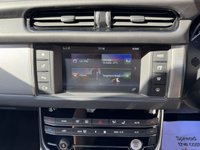 USED 2017 17 JAGUAR XF 2.0d Portfolio Saloon 4dr Diesel Auto Euro 6 (s/s) (180 ps) 2 PREV OWNERS NEW MOT/SERVICE