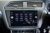 USED 2022 22 VOLKSWAGEN TIGUAN 1.5 TSI Life SUV 5dr Petrol Manual Euro 6 (s/s) (150 ps) Sat Nav, App Connect
