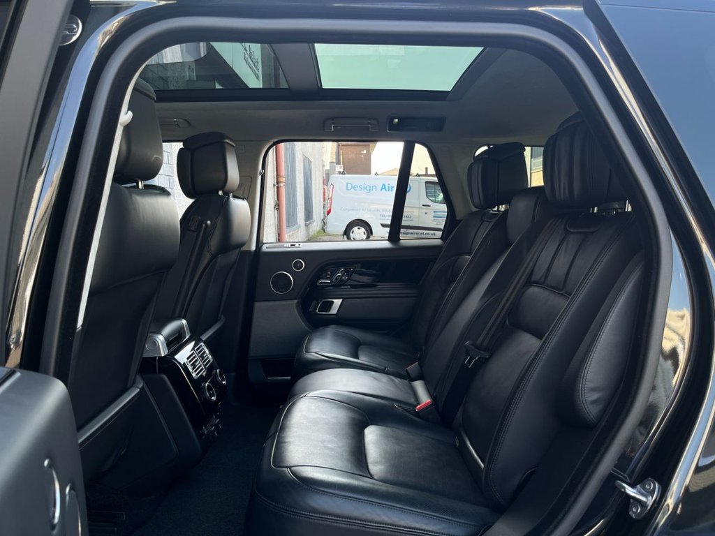 USED 2018 18 LAND ROVER RANGE ROVER 4.4 SD V8 Autobiography SUV 5dr Diesel Auto 4WD Euro 6 (s/s) (339 ps)