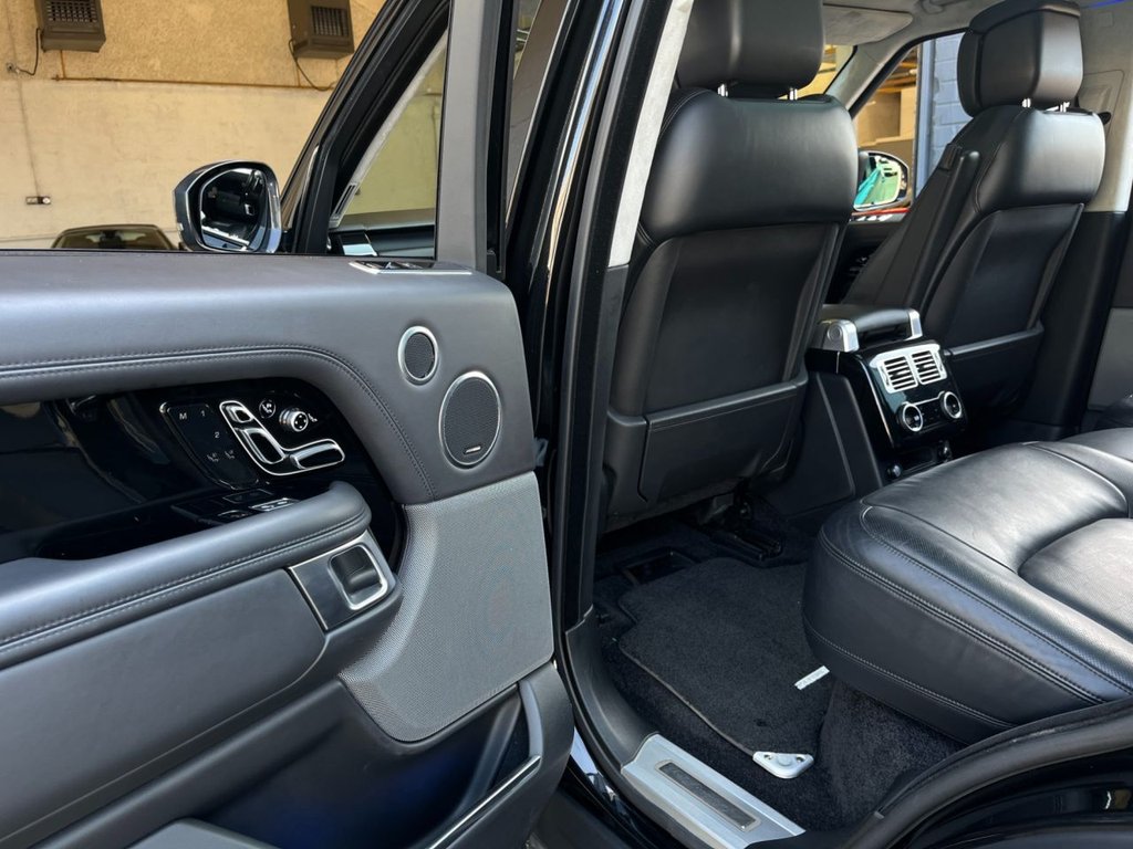 USED 2018 18 LAND ROVER RANGE ROVER 4.4 SD V8 Autobiography SUV 5dr Diesel Auto 4WD Euro 6 (s/s) (339 ps)