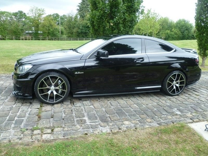 USED 2013 62 MERCEDES-BENZ C-CLASS 6.3 C63 V8 AMG Edition 125 Coupe 2dr Petrol SpdS MCT Euro 5 (457 ps) 
