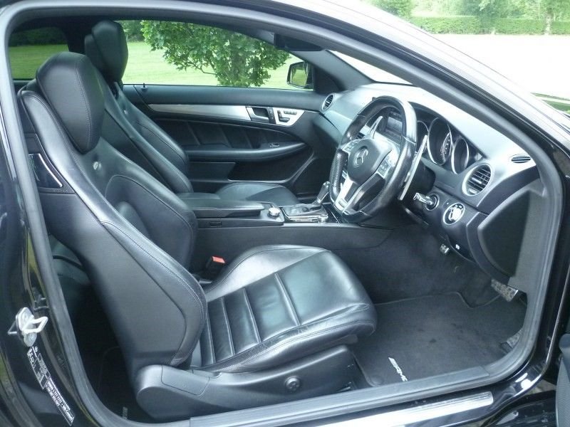 USED 2013 62 MERCEDES-BENZ C-CLASS 6.3 C63 V8 AMG Edition 125 Coupe 2dr Petrol SpdS MCT Euro 5 (457 ps) 