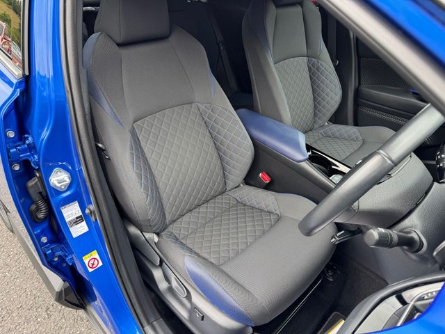 2020 Toyota C-HR 1.8L Dynamic 5dr - Photo 11