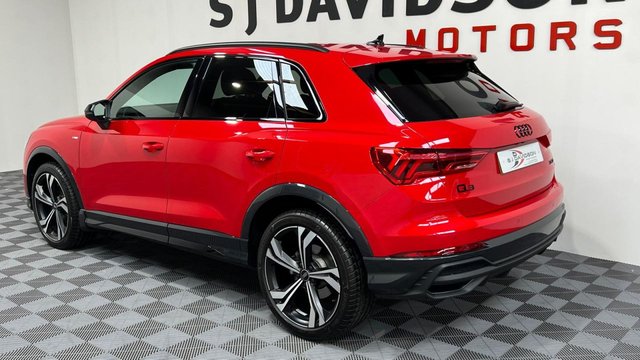 2025 AUDI Q3 2025 1.5 TFSI CoD 35 Black Edition SUV 5dr Petrol S Tronic Euro 6 (s/s) (150 ps) - Photo 2